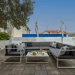 Casa de Férias Ines With Pool By The