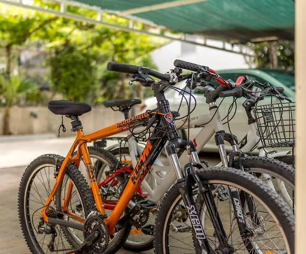 Ines With Pool By The * Trogir