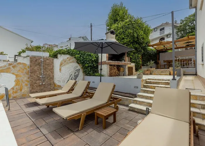 Holiday home Ines With Pool By The Trogir