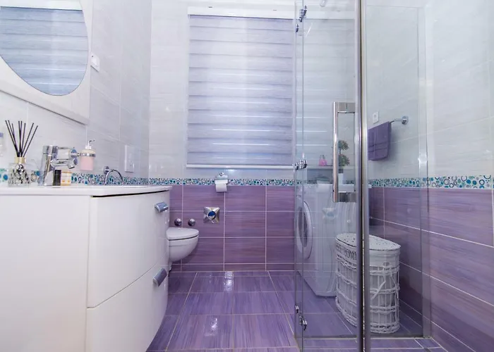 Holiday home Ines With Pool By The Trogir